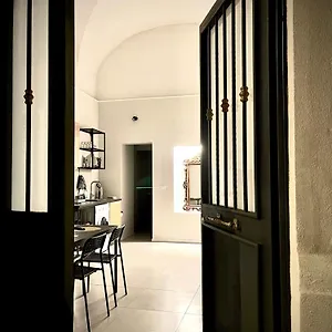 https://ciuri-ciuri-apartment.sicilyhotelsitaly.net