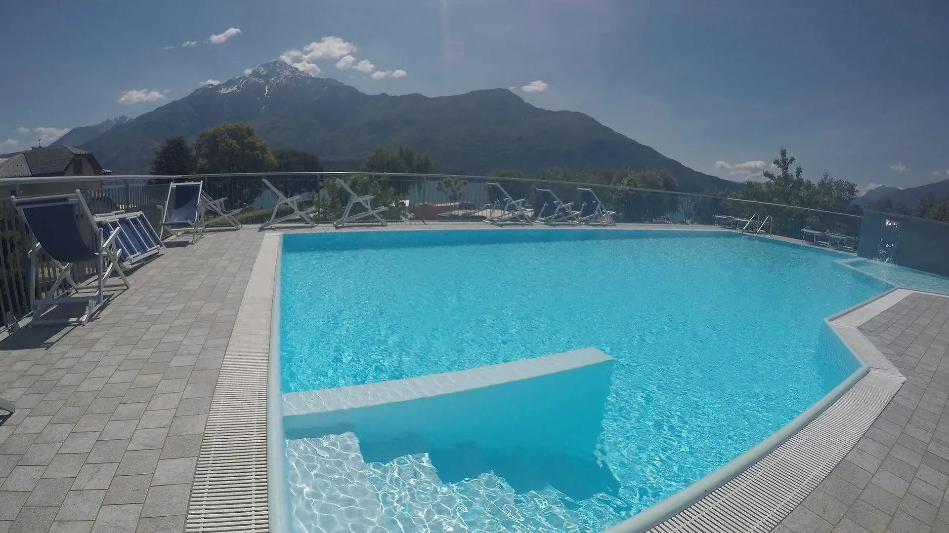 Camping Villaggio Paradiso Domaso Campsite